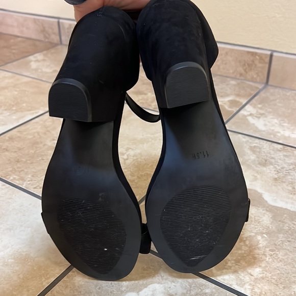 Torrid Black Cone Heel Sandals WW - Picture 6 of 6